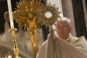 corpus christi transubstantiation body of christ eucharist sacrament real presence  old testament passover corpo di cristo transustanziazione eucarestia sacramento presenza reale
