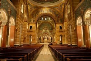 inside of cathedral in saint louis masonry