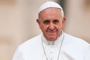 pope francis looking into a crowd