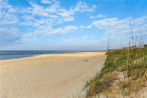 sandy grassy beach masonry