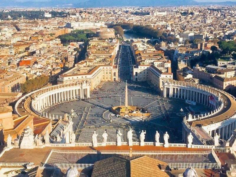 st. peter's peter pope king david bible square piazza vatican Rome pilgrimage tour italy 21st Sunday Ordinary Time A papacy keys to the kingdom Matthew 16 facebook