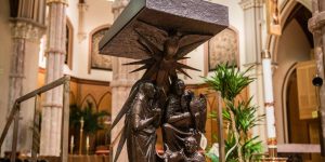 ambo banquent table tables life is a feast wisdom 20th Sunday Ordinary B thrive eucharist bread of life