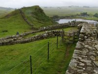 hadrian's tumbling wall parable vineyard wicked tenants sour grapes fruit 27th Sunday A muro uvas labradores Viña